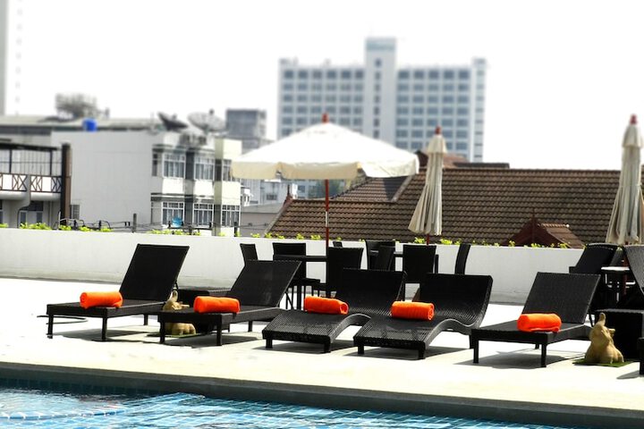 Pool 55 of 90