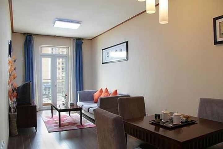Room 9 of 14
