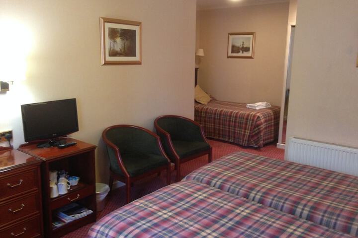 Room 21 of 116