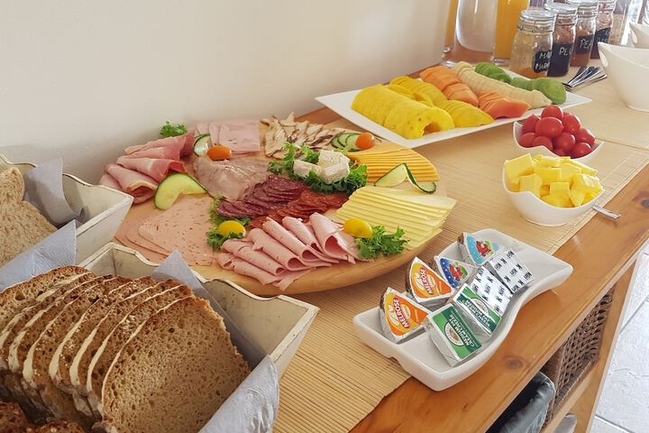 Dining 58 of 78