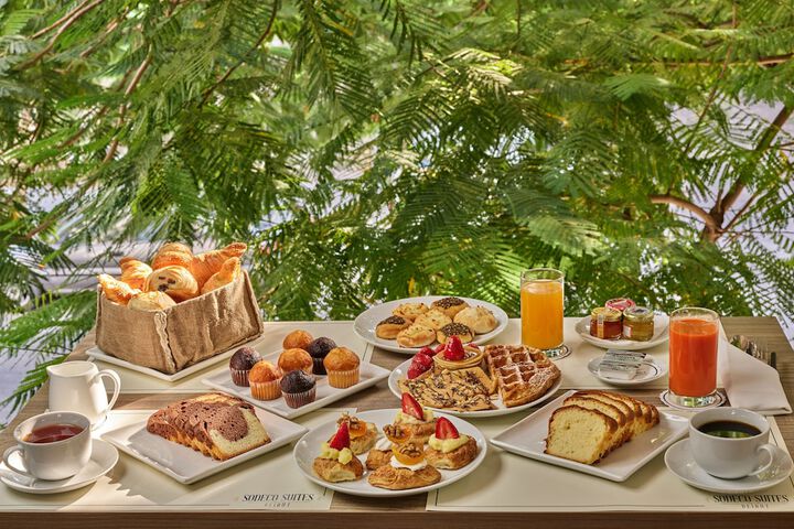 Breakfast/Coffee Service 50 of 56