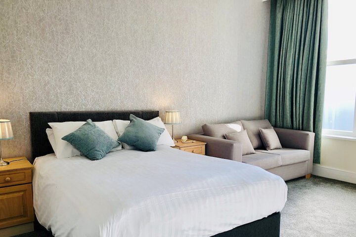 Room 7 of 43
