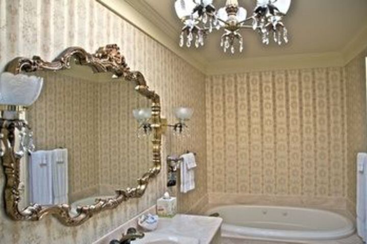 Room 2 of 24