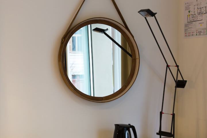 Room 13 of 80