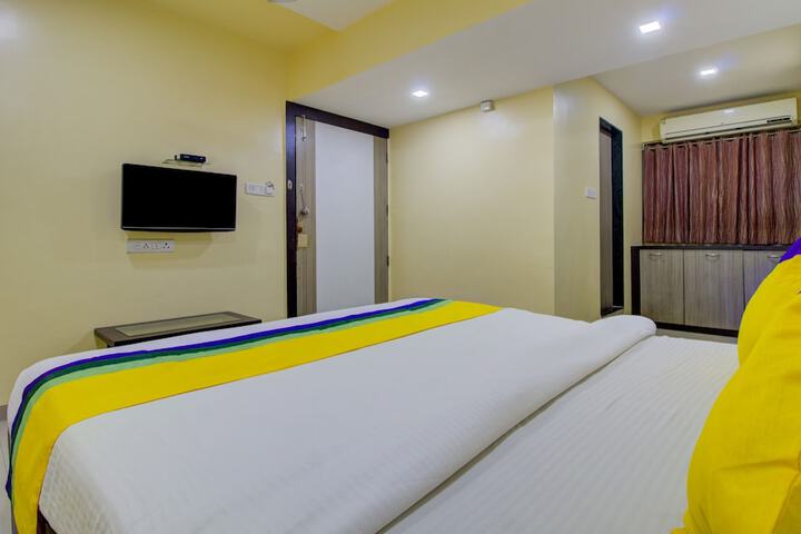 Room 19 of 35