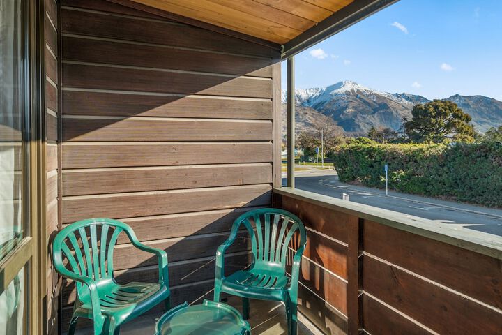 Terrace/Patio 25 of 48