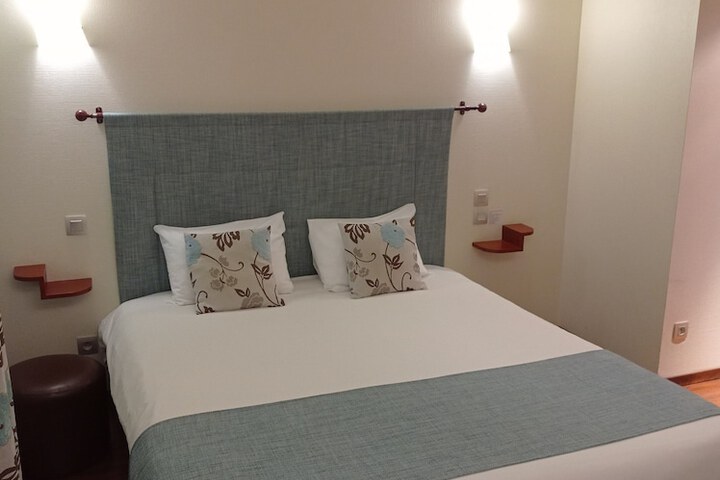 Room 14 of 84
