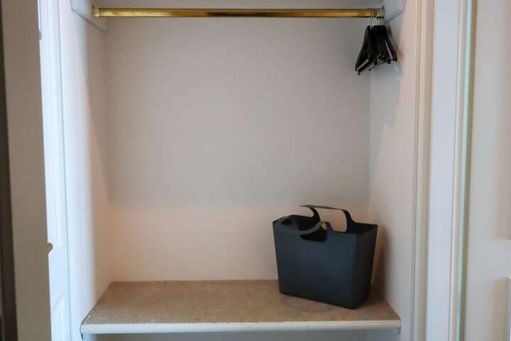 Room 77 of 187