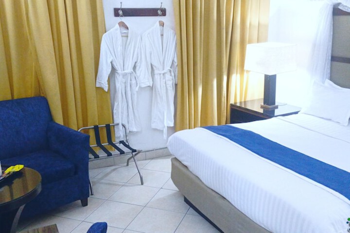 Room 20 of 63