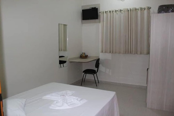 Room 5 of 37