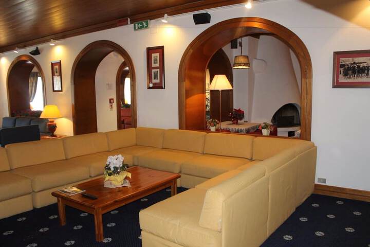 Hotel Interior 6 of 72