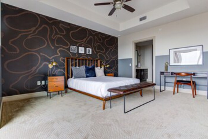 Room 20 of 23