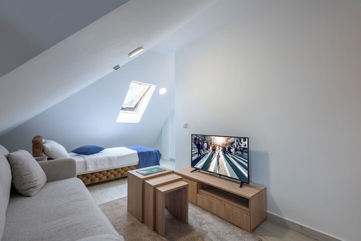 Room 46 of 131