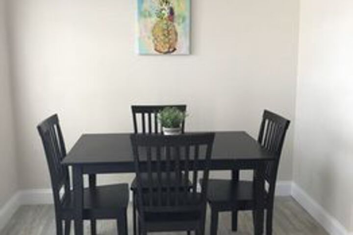 Room 17 of 34