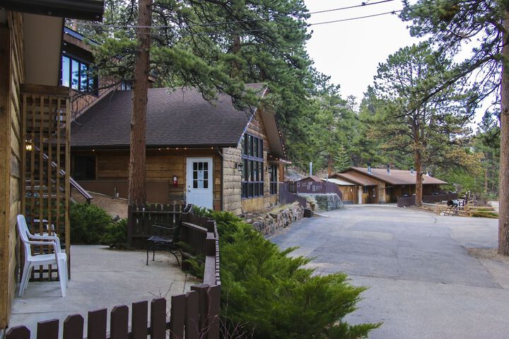 Property Grounds 10 of 11