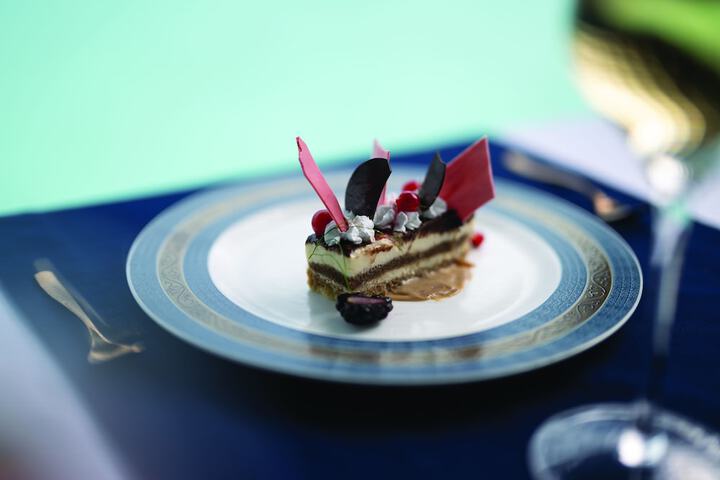 Dining 86 of 121