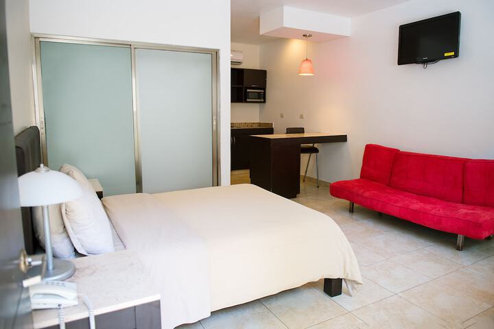 Room 2 of 9