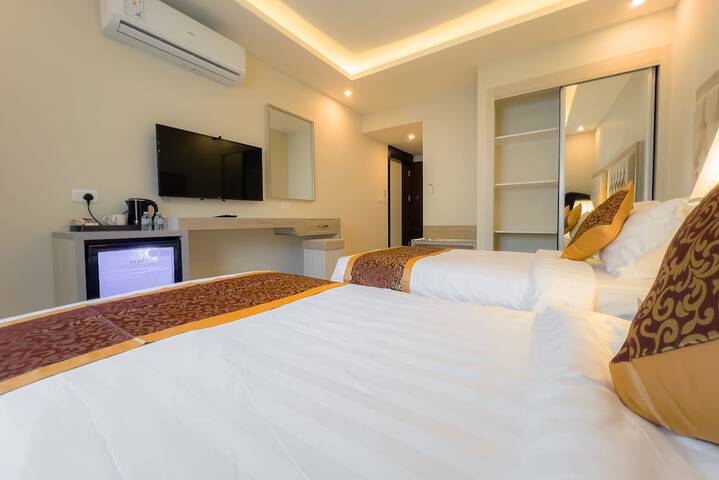 Room 78 of 235