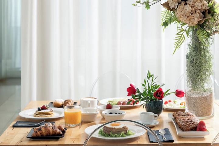 Breakfast/Coffee Service 74 of 89