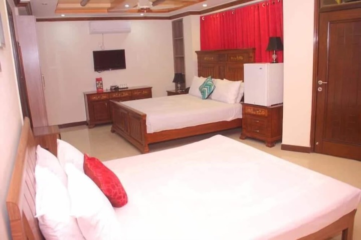 City Paradise Hotel