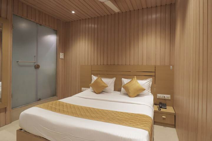 Room 40 of 86