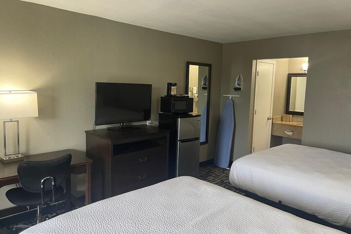 Room 5 of 23