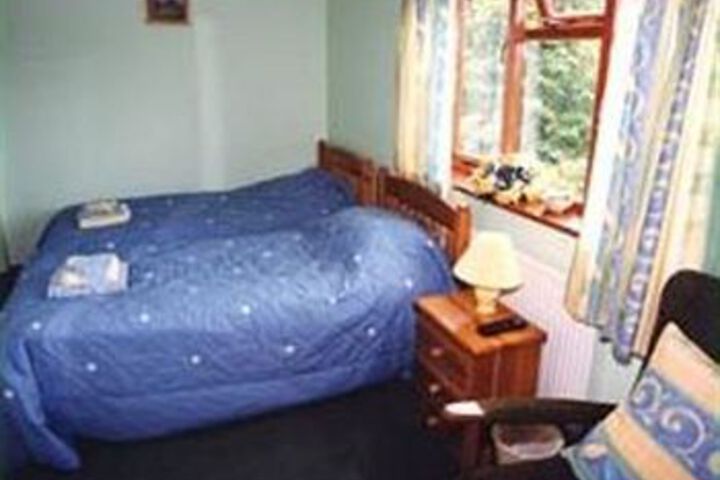 Room 5 of 7