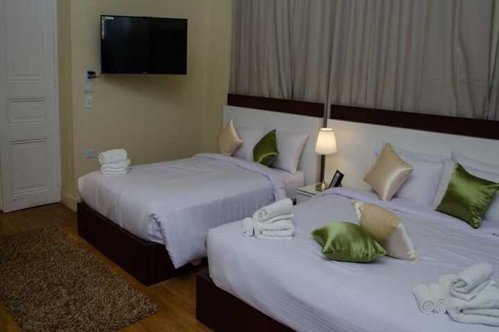 Room 14 of 34