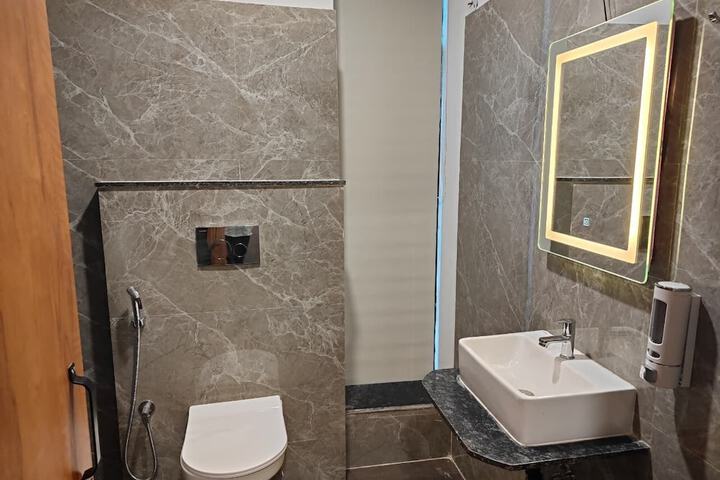 Room 43 of 55