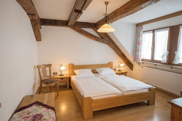 Room 4 of 24