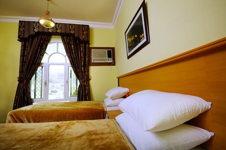 Room 16 of 74