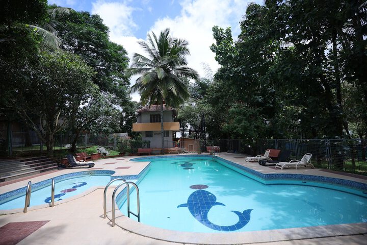 Pool 23 of 36