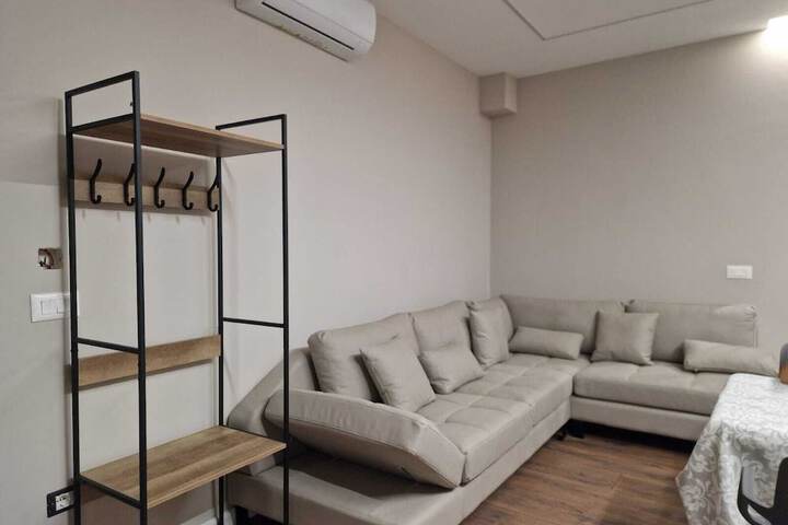 Room 26 of 48