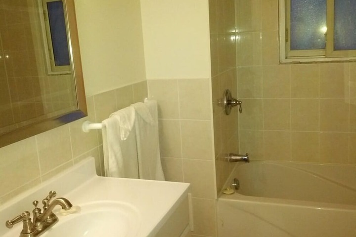 Room 12 of 35
