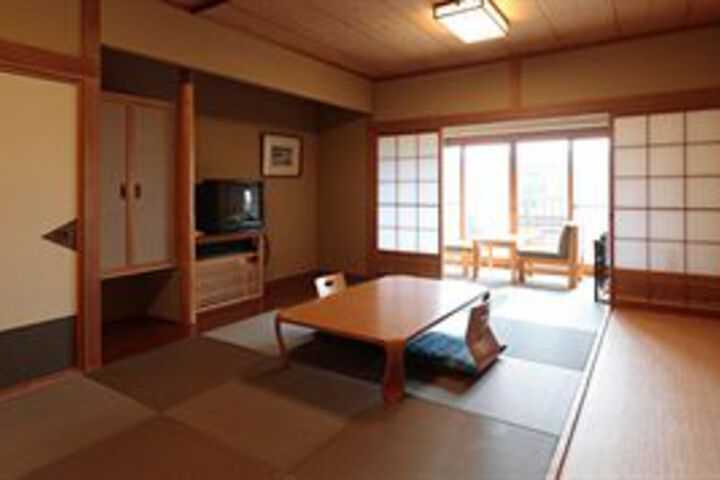 Room 35 of 50