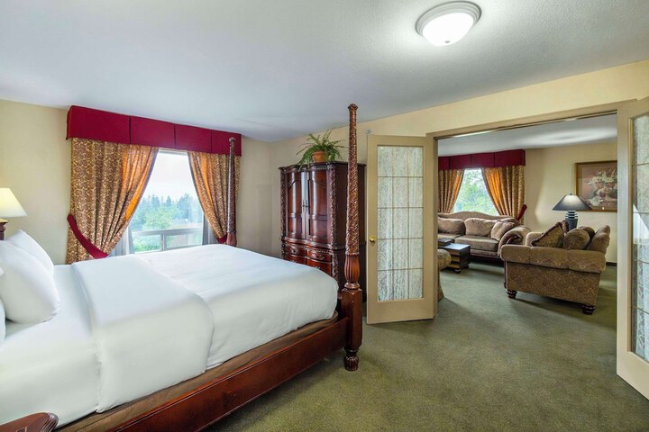 Room 18 of 54
