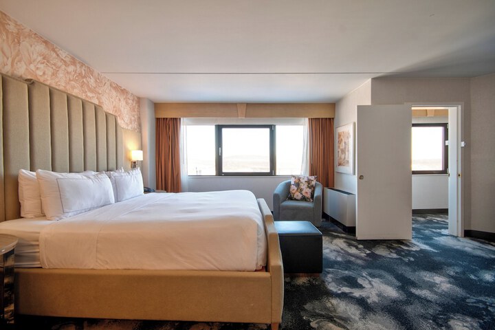 Room 12 of 44