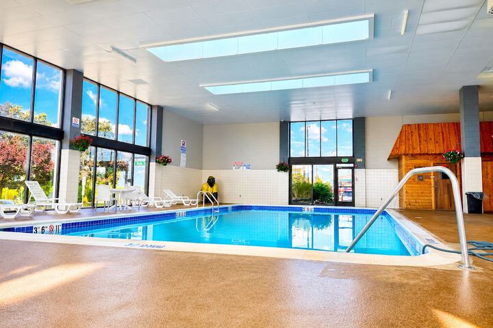 Pool 37 of 48