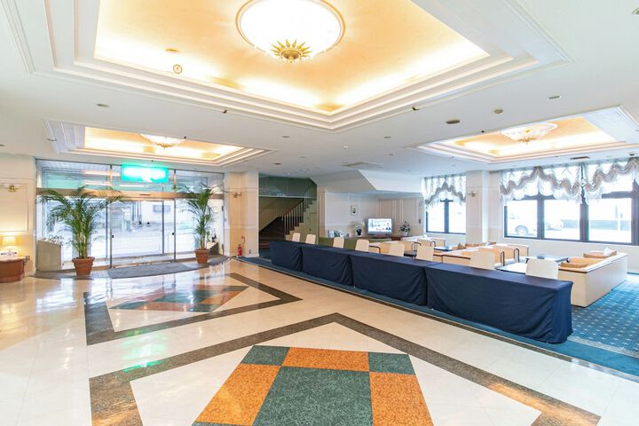 Hotel Lobby