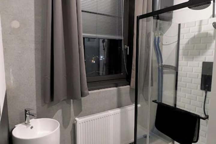 Room 25 of 54