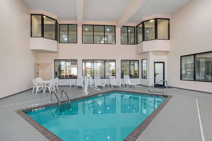 Hotel with Pool