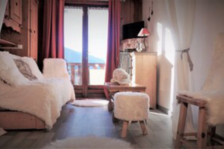 Room 11 of 41
