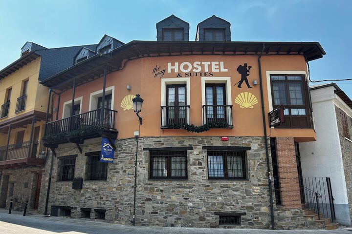 THE WAY HOTEL & SUITES