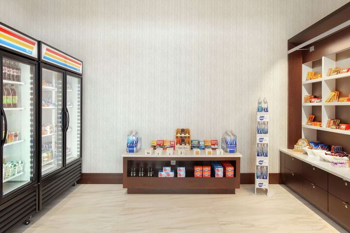 Snack bar