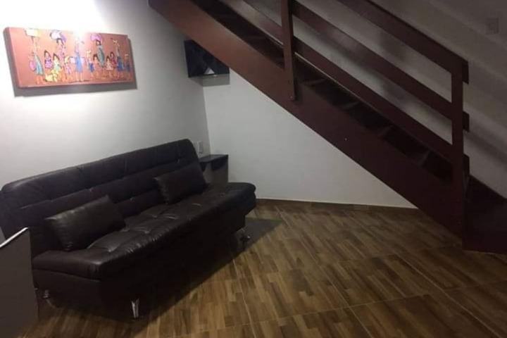 Room 8 of 40
