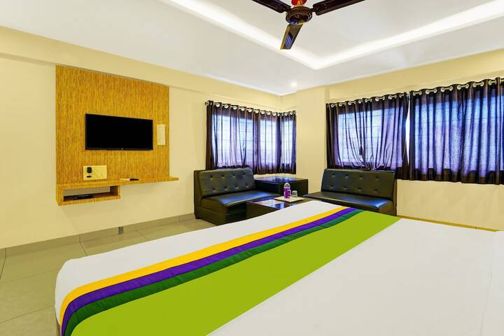 Room 16 of 34