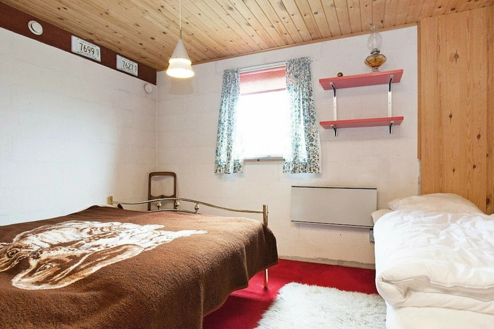 Room 2 of 14