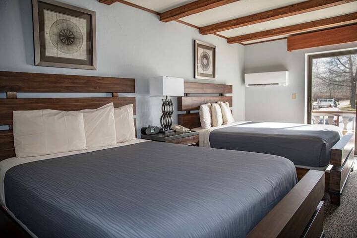 Standard | King Bed (9 of 12)