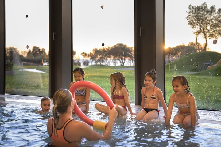 Pool 38 of 138