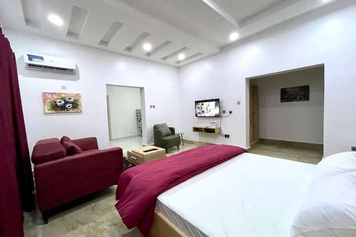 Room 2 of 13